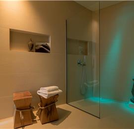 Luxury 6 Bedroom Brac Island Beach Front Villa With Heated Infinity Pool and lift near Sumartin sleeps 12